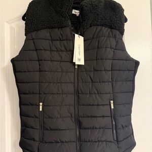 NWT Calvin Klein Women's Black faux fur trimmed Quilted Vest sz L